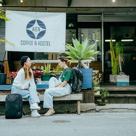 Aien Coffee & Hostel Chatan Esterno foto