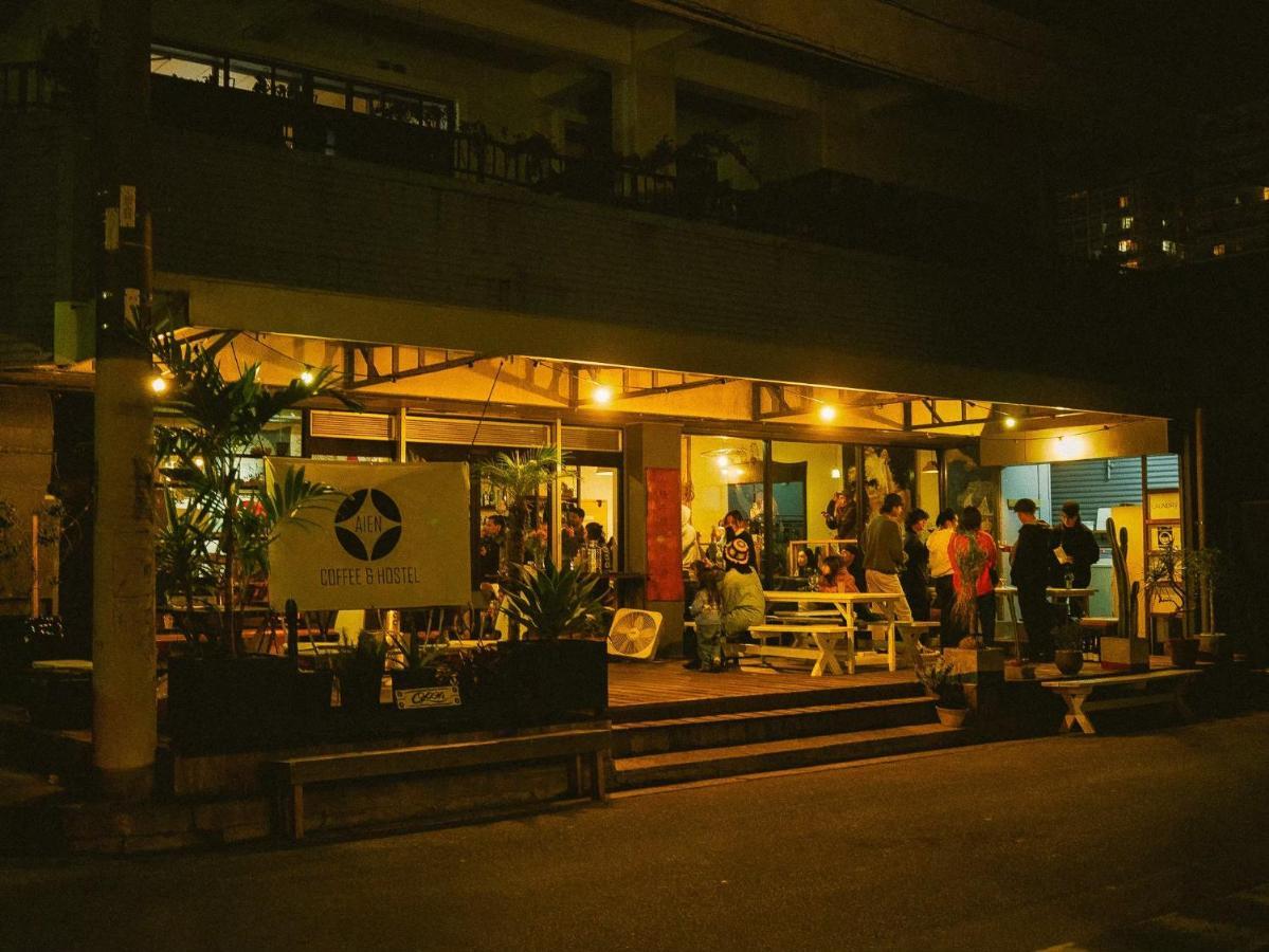Aien Coffee & Hostel Chatan Esterno foto