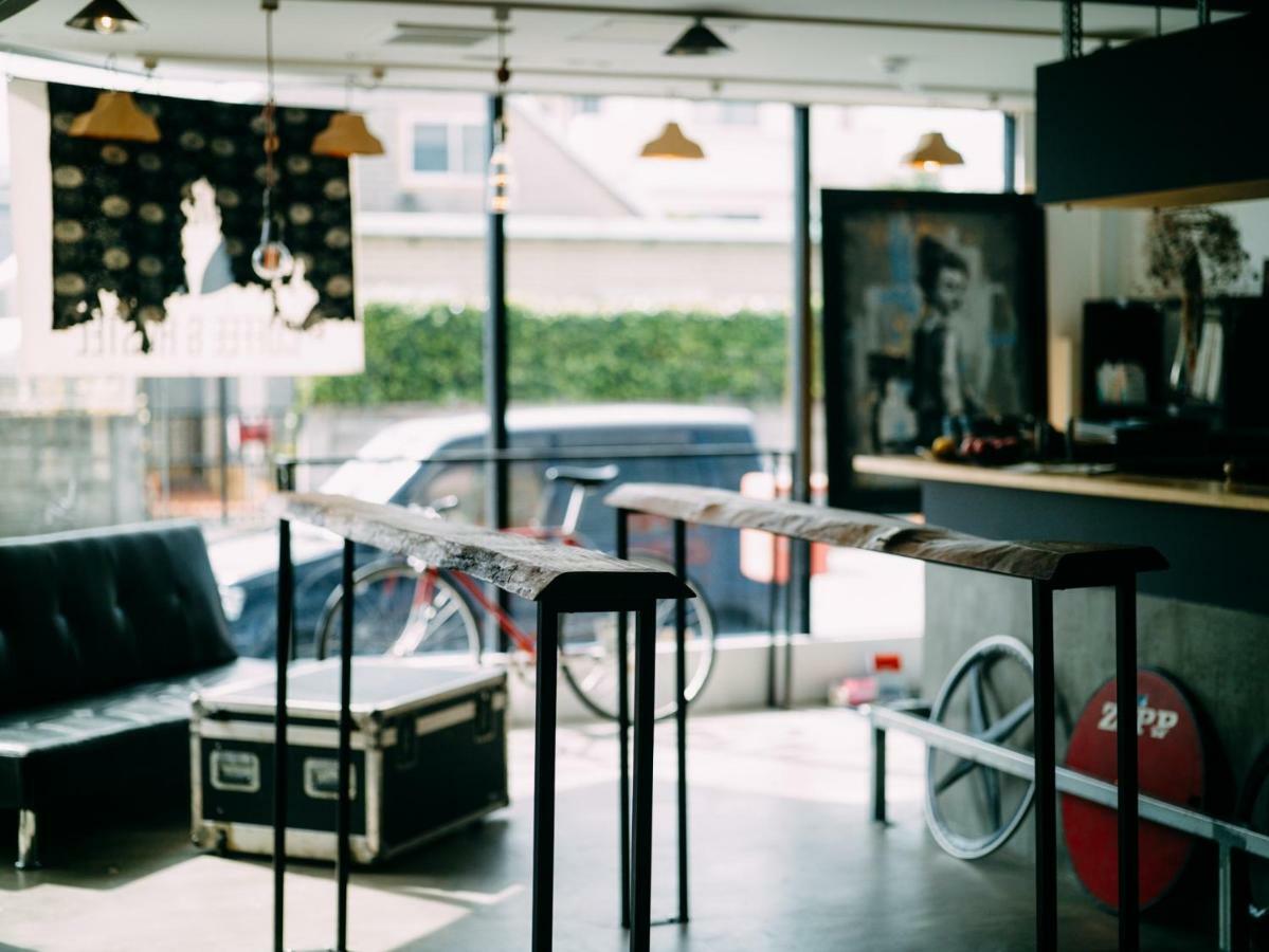 Aien Coffee & Hostel Chatan Esterno foto